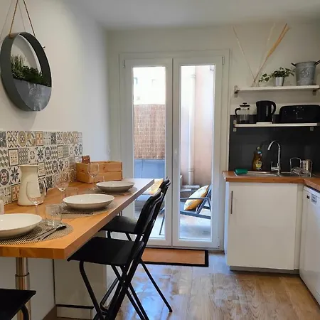 Appartement Centre, 3 Chambres, 2 Salles De Bain, Clim, Terrasse, Wifi Antibes