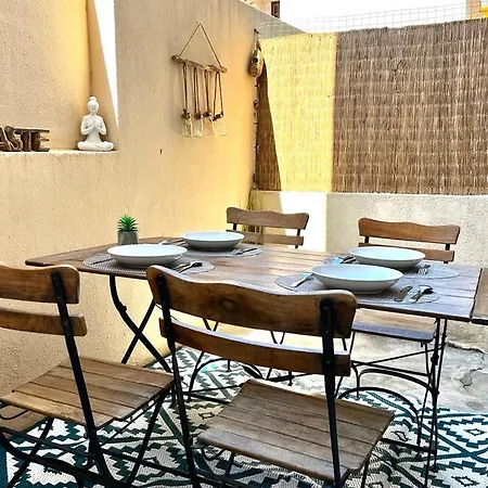 Centre, 3 Chambres, 2 Salles De Bain, Clim, Terrasse, Wifi Apartment Antibes