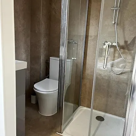 Centre, 3 Chambres, 2 Salles De Bain, Clim, Terrasse, Wifi Appartement Antibes