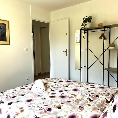 Centre, 3 Chambres, 2 Salles De Bain, Clim, Terrasse, Wifi Apartment Antibes