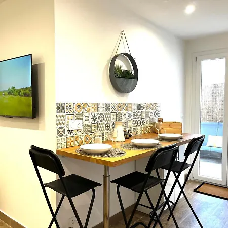 Centre, 3 Chambres, 2 Salles De Bain, Clim, Terrasse, Wifi Antibes
